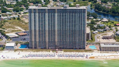 Twenty First Gulf Front 3BR 3BA Sleeps 8 Panama City Beach photo 47
