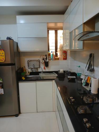 Gallery image of CASA ALOHA - stylish luxe 2bed 3bath luxury home in Mumbai