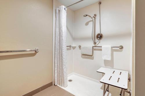 Koupelna v ubytování Comfort Inn MSP Airport - Mall of America