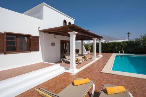 Villa Maria by Optima Villas