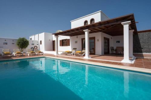 Villa Maria by Optima Villas