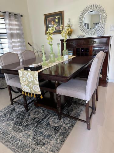 Ruang duduk di Villa Christine
