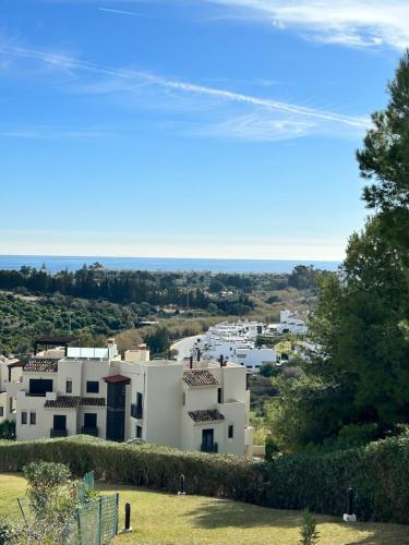 Estepona appartement vue mer avec terrasse sud