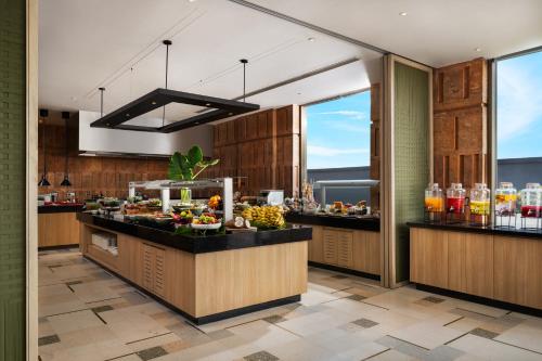 Jídlo v hotelu nebo okolí