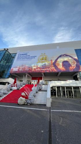 Cannes Center, minutes walk from the Palais des festivals, Beaches, La Croisette and Rue d'Antibes
