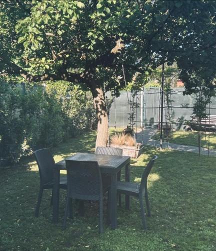 Appia Antica Country House giardino parcheggio Fermata bus