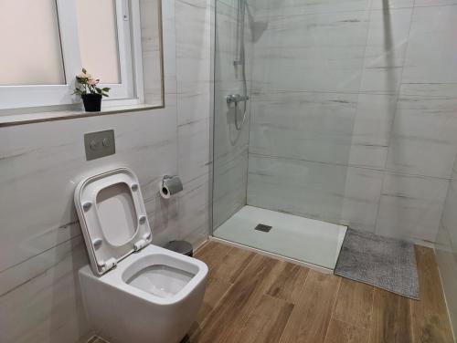 Koupelna v ubytování Endor Ground Floor Apartment with backyard and garage in Gozo