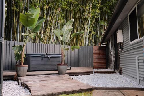 Fotografie z fotogalerie ubytování Private sauna and spa deep in Currumbin Valley v destinaci Currumbin Valley