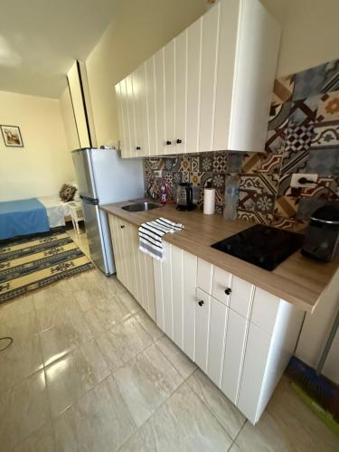 Cozy little studio near Kite station.