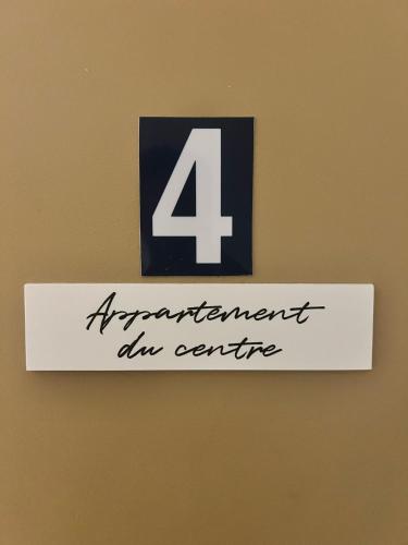 Photo de la galerie de l'établissement Appartement du centre - L'Artdu'Net -, à Charleville-Mézières