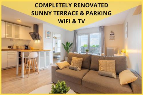 Bright apartment with terrace and parking