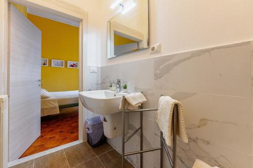 Laurino sweet house in the heart of Naples