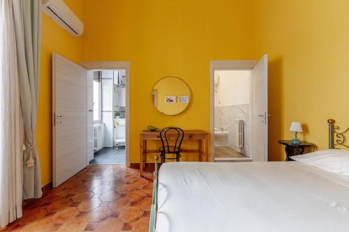 Laurino sweet house in the heart of Naples