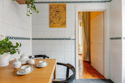 Laurino sweet house in the heart of Naples