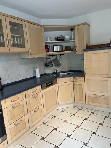 Dapur atau dapur kecil di Ferienwohnung Odin in Brodersby an der Schlei