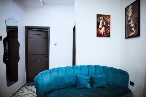 Okunola1bed apartment with balcony and Pool的相册照片