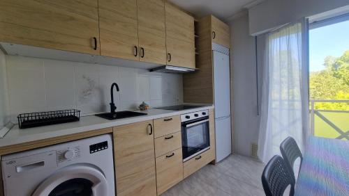 Кухня или мини-кухня в Apartamento Martin en Estella

