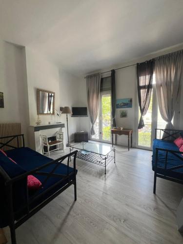 Appartement à 50m de la Plage A