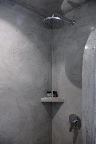 Un baño de Agia Irini