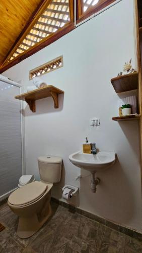 Koupelna v ubytování PalMar Ecolodge