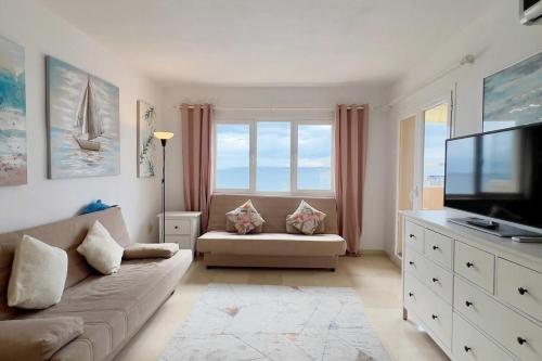 Cozy Retreat in Estepona Port