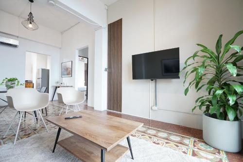 Donovan By Wynwood Houseにあるテレビまたはエンターテインメントセンター
