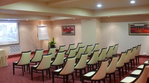 Zona business o sala de conferencias en Olympia Golden Beach Resort & Spa