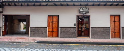Η πρόσοψη ή η είσοδος του Hotel Calle Angosta