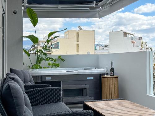 Airrent Apartments 1 The Athens Jacuzzi Lounge
