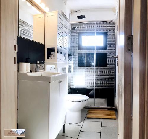 Η κουζίνα ή μικρή κουζίνα στο Apartment Alegranza in the beautiful Village of Mozaga, Lanzarote