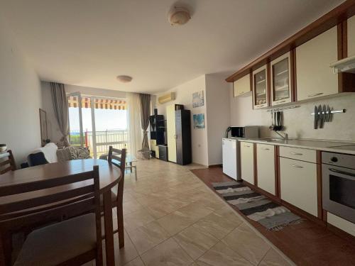 Kuchyň nebo kuchyňský kout v ubytování Beach Gate