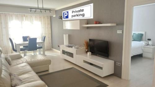 Ohana, Apartamento-PARKING PRIVADO GRATIS-CENTRICO-WIFI-ASCENSOR-SIN CUESTAS-82m2