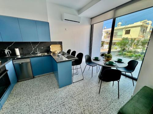 Luxury Maisonette-Loft 200 m to sea with high quality working desk