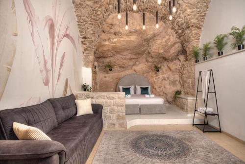 Posezení v ubytování בראשית - סוויטות בוטיק בצפת העתיקה - Beresheet - Boutique Suites in the Old City