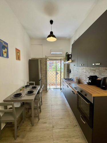 The Roman Stop Apartment-METRO A