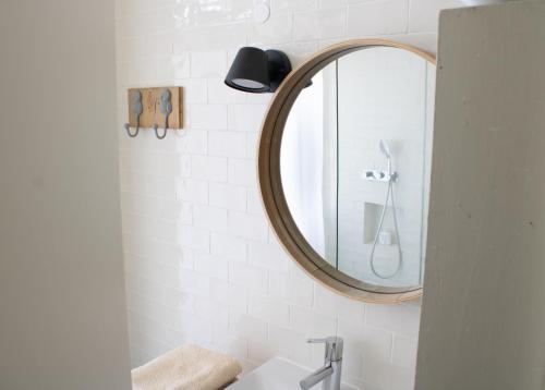 Votre chambre avec salle de bain privée et balcon végétal à Lisbonne Amoreiras - Your Room with private bathroom and balcony in Lisbon Amoreiras