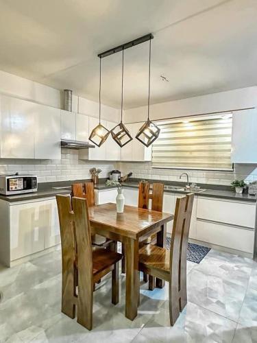 Кухня или мини-кухня в Marls Place
