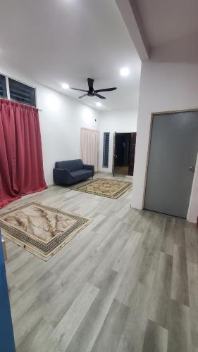 Φωτογραφία από το άλμπουμ του Homestay Hj Romli & Sons Ìslamonly σε Beserah