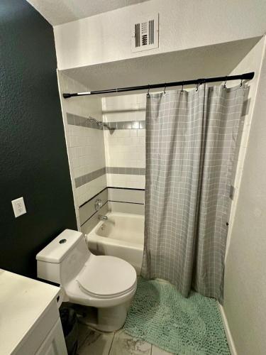 Ένα μπάνιο στο Cozy Condo