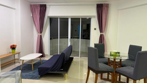 Χώρος καθιστικού στο Cool Mountain View Studio at Golden Hills Genting