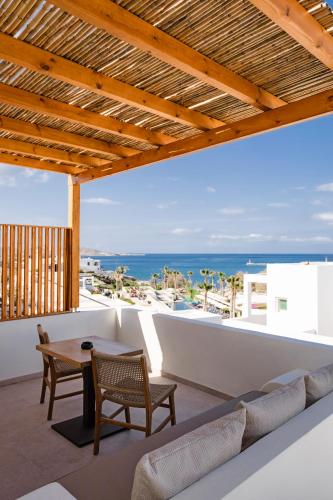 La Maltese Boutique Paros