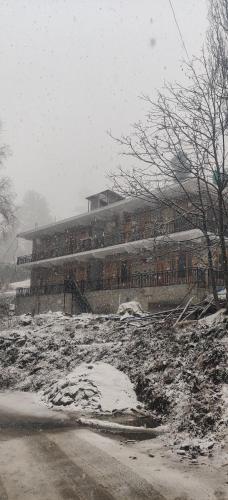 Gallery image of Sharaji in Banjār