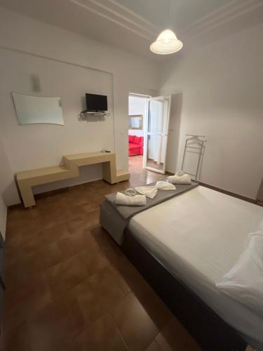 Φωτογραφία από το άλμπουμ του Leon Lux Apartment στον Περίβολο
