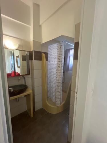 Φωτογραφία από το άλμπουμ του Leon Lux Apartment στον Περίβολο