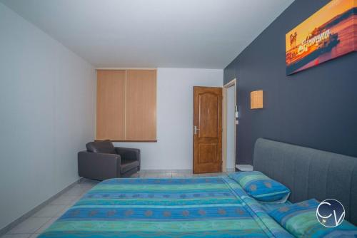 Katil atau katil-katil dalam bilik di Quiet house with pool, ideal for families