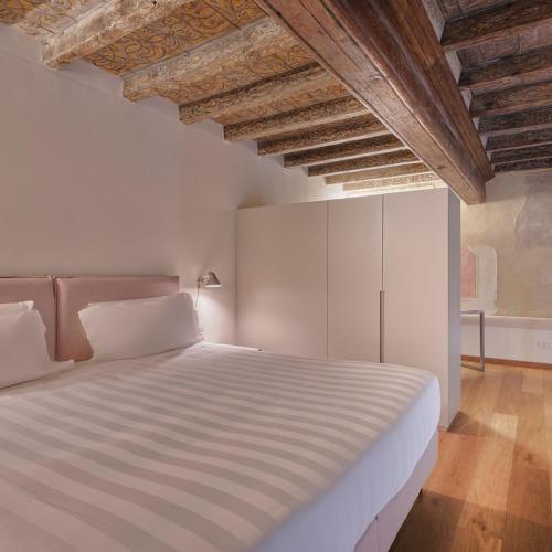 Palazzo Del Carretto-Art Apartments and Guesthouse photo 175