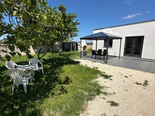 House In Nature urban Medulin