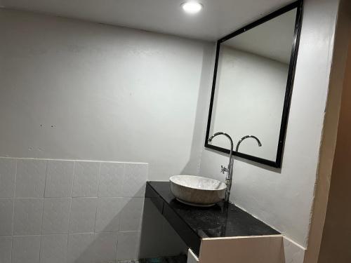 Koupelna v ubytování Namthip Homebeach