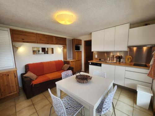 Studio cabine avec balcon et parking, à 2 pas des télécabines de Morillon - FR-1-629-74