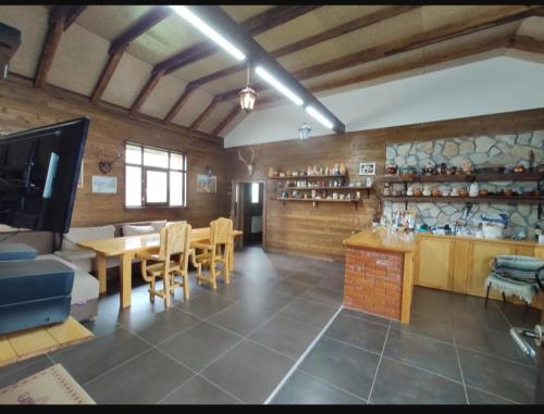 Dapur atau dapur kecil di Village House Gracac